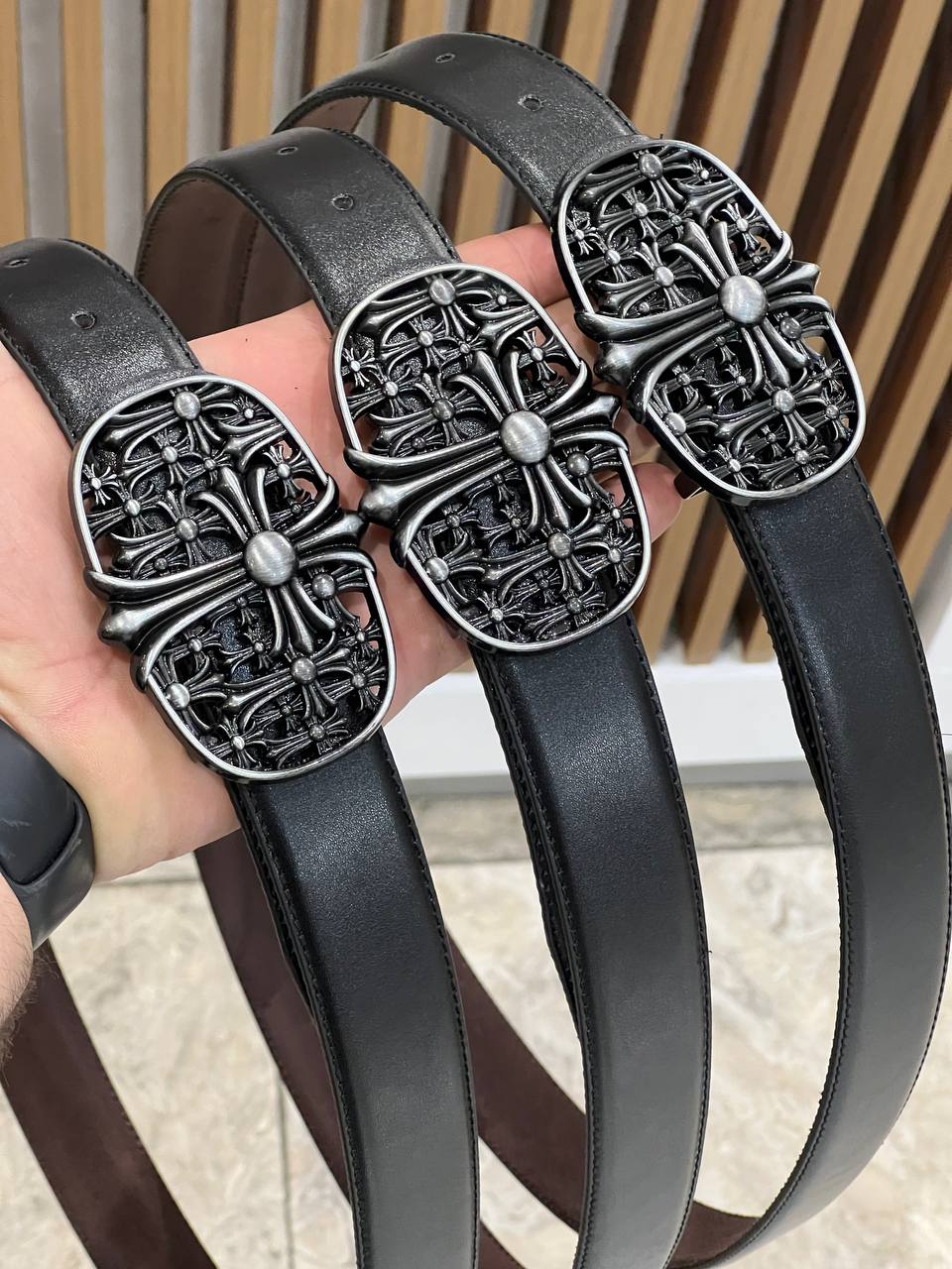 کمربند مشکی سگک کروم هارتز